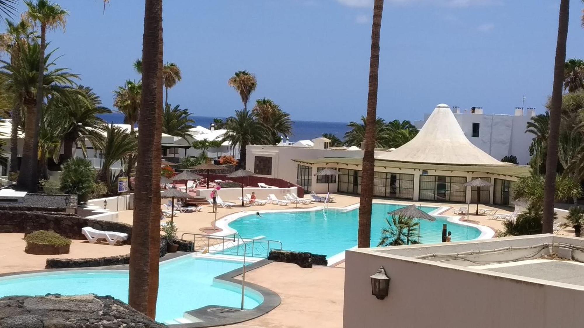 Luxury Apartamento Luz De Mar Complejo Playa Roca Costa Teguise Exteriér fotografie